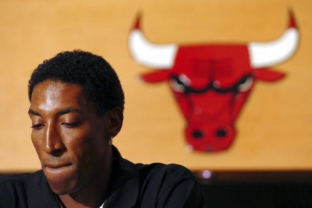 巴克利：文班让我感觉NBA未来前景光明 但今年马刺不会夺冠